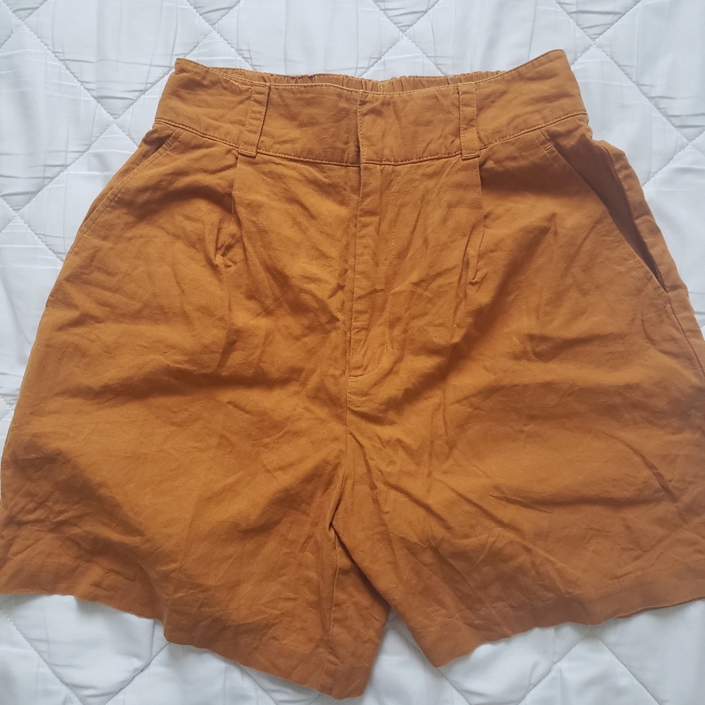 Uniqlo shorts